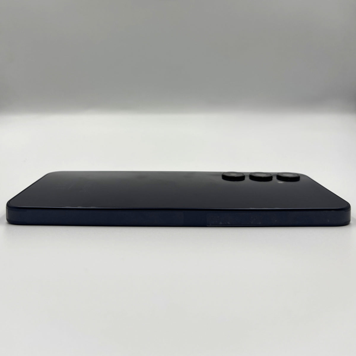 Samsung Galaxy A35 (128GB, Navy) - Grade A+