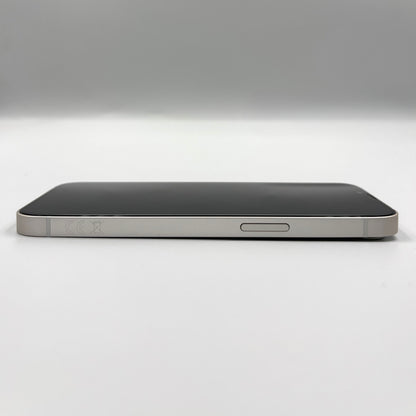 Apple iPhone 13 (128GB, Starlight) - Grade: A+